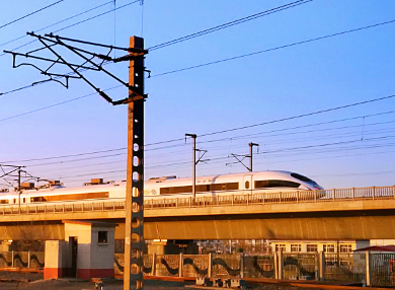 公用事業(yè)、基礎(chǔ)設(shè)施及城鎮(zhèn)化建設(shè)